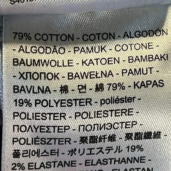 Womens Levis size 6 Classic Straight Distressed hole in right knee streetwear - Picture 9 of 11